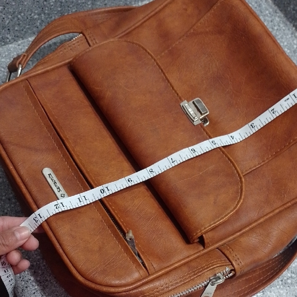 Samsonite Brown Messenger Bag with Adjustable Strap - Picture 7 of 14